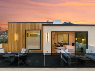 modern-rooftop-terrace-at-sunset-2025-02-10-06-40-04-utc_result
